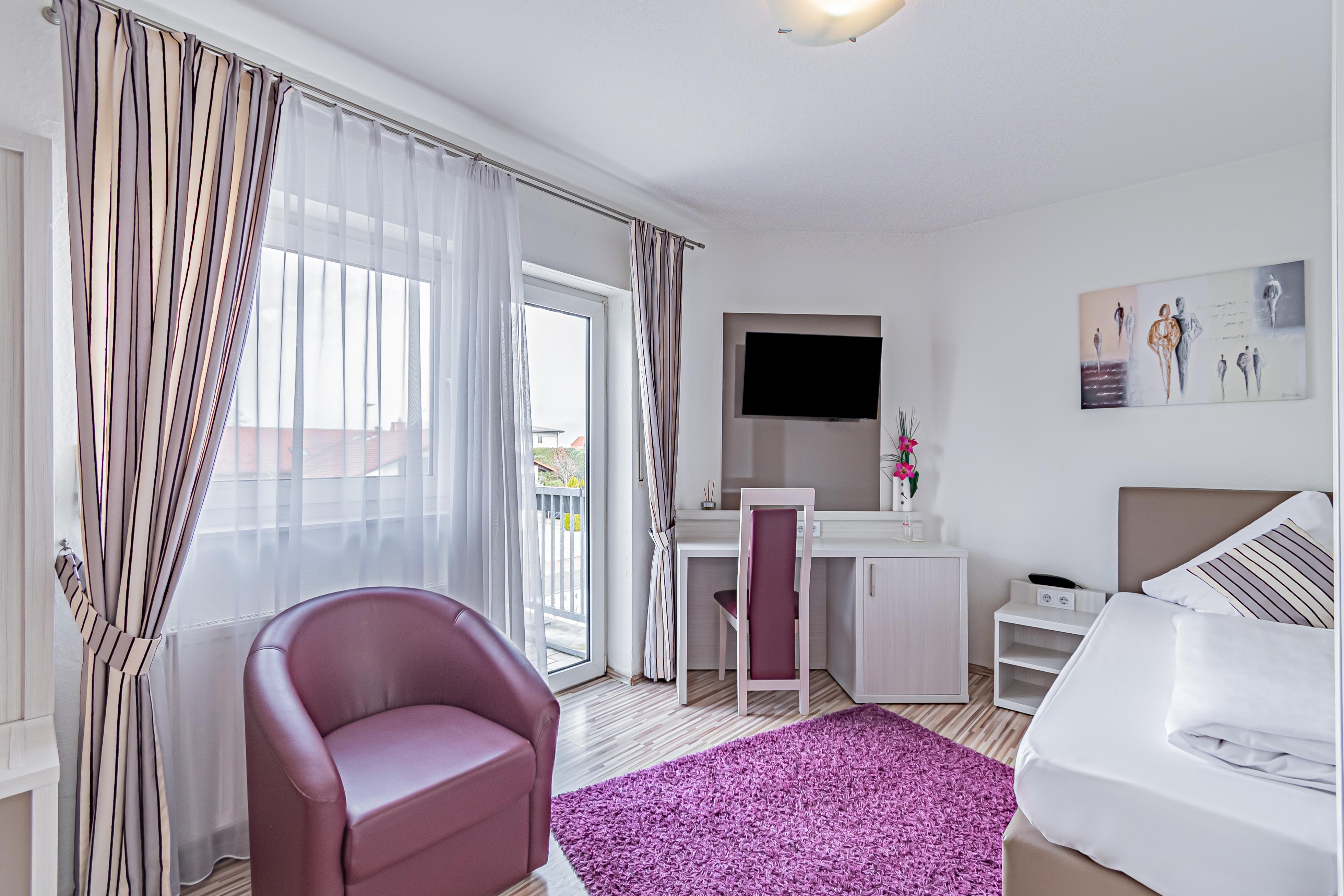 Hotel Tannenblick Bad Vilbel Buitenkant foto